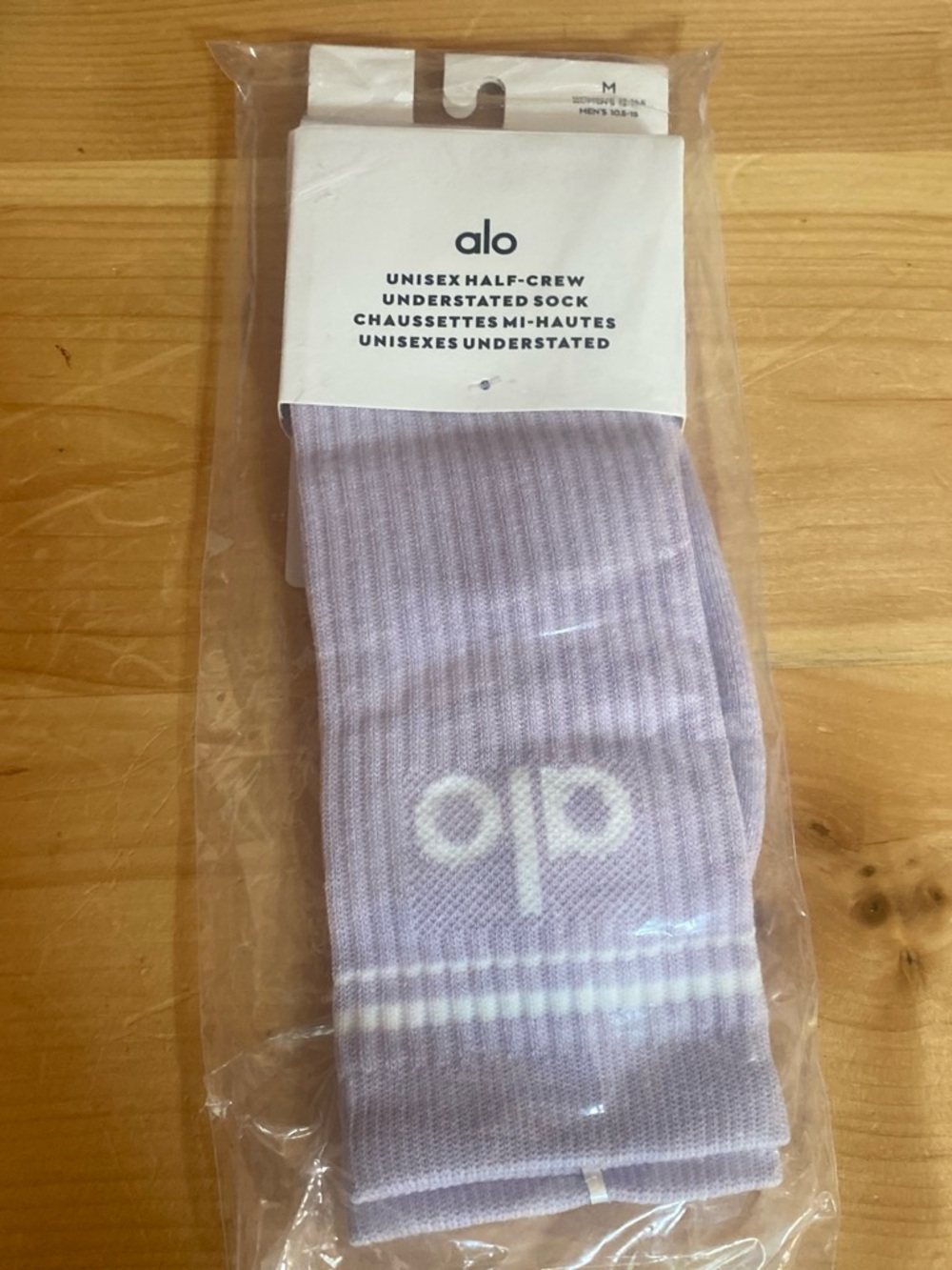 ALO Yoga Unisex Half-Crew Socks - Light Lavender with White Logo